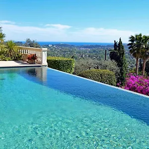 https://luxury-pool-apartment-at-villa-seburga.fr-provencehotel.com